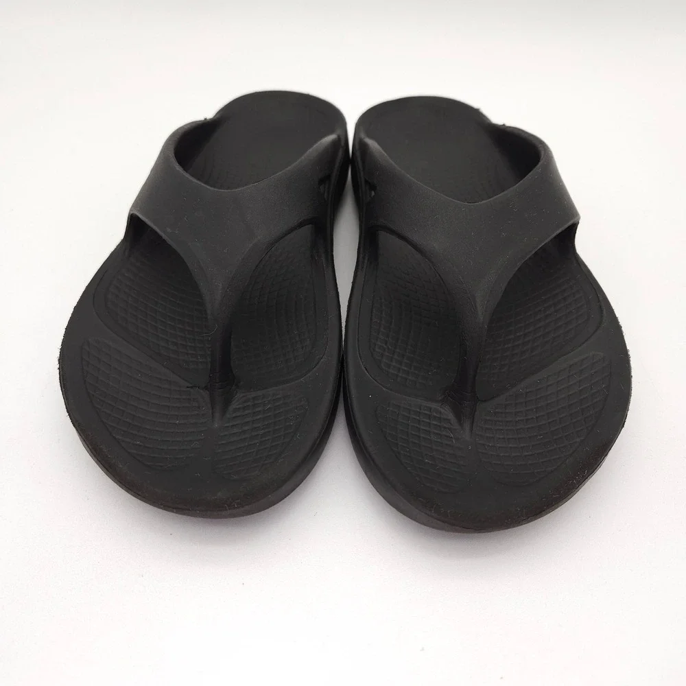 OOFOS‎ OOriginal (Men's 9 Women's 11) Black Recovery Thong Sandals Flip Flops